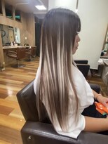 ゴリラビスケッツ(GORILLA BISCUITS)&nbsp;インナーエクステ/シールエクステ/馴染ませカット