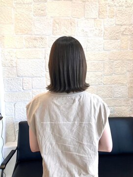 ヴァン カウンシル 川口店(VAN COUNCIL) 切りっぱなしボブ オリーブカラー 【イルミナカラー 東川口】