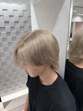 ジーナ 名駅(XENA.) ブロンド/くすみベージュ/ブロンドベージュ/ブロンドカラー