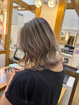 ギャラクシー ヘアードレッサーズ(galaxy hairdressers) バレイヤージュミルクティーグレージュカラー