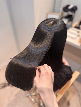 シーク 大森(Seek) ダメージレス縮毛矯正でお悩み解消♪