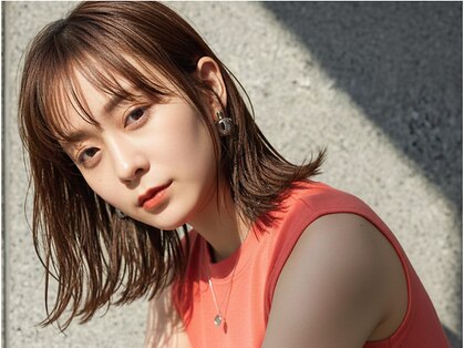 ブローチェラウカ(Broche lauka)の写真