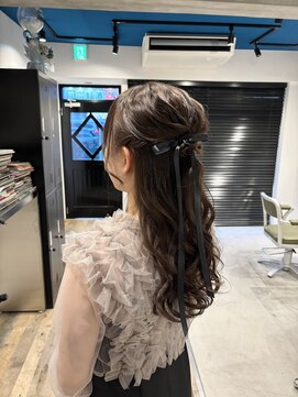 テンダー(Tender) ふわふわハーフアップ/パーティーヘア/結婚式ヘア