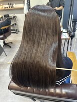 リアン(Lien) パサつきを抑えた大人女性の艶カラー