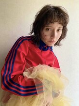 似合わせ理論、顔学、髪質、パーソナルカラー、メイク、服装etc...に似合わせた施術