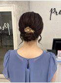 ルーズシニヨンアレンジ