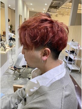 クレイン バイ パプスドコワフュール 宝塚中山寺(Crane by Pap'sde coiffeur) メンズ刈り上げレッドカラー