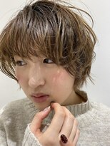 シュールトルワ(SUR TROIS)&nbsp;ふんわりショート