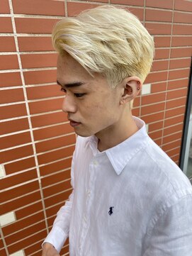 コワファースト 大分(COIFF1RST) ホワイトブリーチカラー