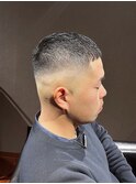 ビジネスベリーショート クロップスキンフェード くせ毛カット