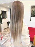ダブルカラー×ベージュ系