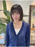 ミニボブ×顔まわりレイヤー