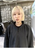 ブロンド/ハイトーンカラー/ホワイトベージュ/ボブ