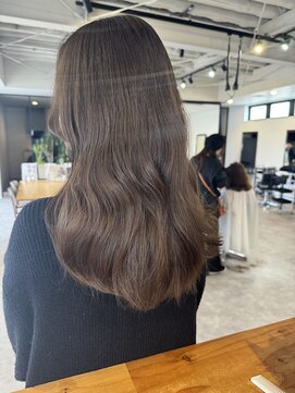 ナンバー(number+) 20代30代30代グレージュ髪質改善カラーヨシンモリ透明感