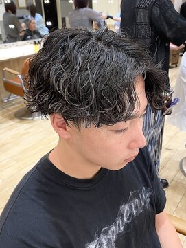 オリーブスバイネオリーブ(Olive's by neolive) 新宿波巻きパーマ、ショート