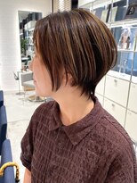 ステアケース 武蔵小杉店(stair:case)&nbsp;大人ショート/ショートボブ/白髪ぼかしハイライト/武蔵小杉