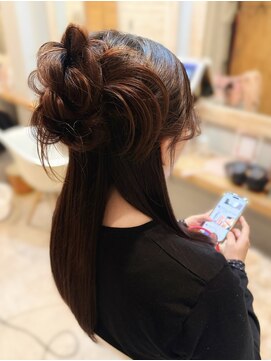 パシャ(Pasha) ストレートハーフカチモリアレンジ