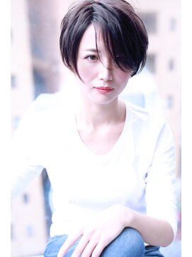 シーラス バイクラウドゼロ(Cirrus by Cloud zero) ノーバング小顔ショートヴァイオレット【Cirrus by Cloud zero】