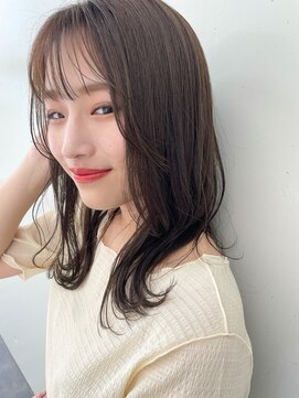 シロ(SiLO) 外ハネミディアム○ライトベージュ/髪質改善/韓国/前髪/天神大名