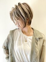 トルネード(TORNADO) 外国人風ショート バレイヤージュ プラチナベージュ t728