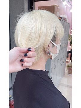 ミーナ バイ ワンズ 町田(mina by one's kyougoku) ホワイトブロンド