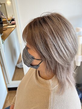 ヘアーコンセプト(HAIR CONCEPT) 透明感ホワイトグレージュ