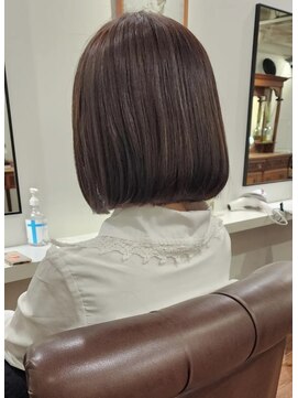 インビテーション(invitation) 透明感アッシュ