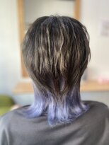 ラビス クローバー(Lovis clover)&nbsp;ウルフ　インナーカラー　似合わせカット