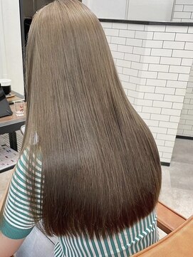 アイリー 名古屋(A/LEE) 柔らかいブラウンカラー！