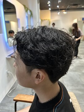 シードバイシャムロック(SEED by Shamrock) くせ毛風ゆるめパーマ　SEED 横浜駅