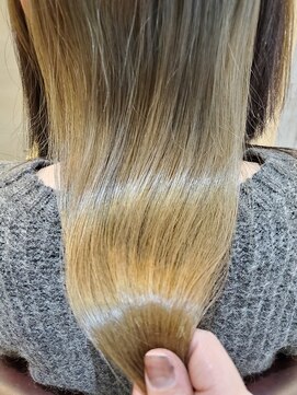 ノミネーション(Nomination) ベージュアッシュ