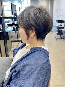 ハルキ ミナト ジャパン オオサカ(HARUKI MINATO japan OSAKA) 30代40代50代小顔似合わせカットくびレイヤーエモージュ大人可愛