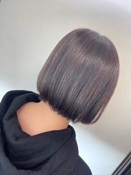 アイズ 本厚木(AIZU) 大人ボブ　グレージュ