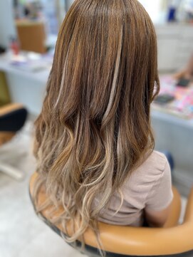 髪技空間アノン(anon) グラデーション風エクステ