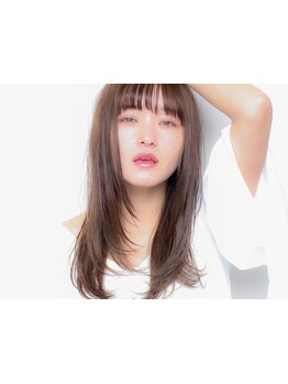 年齢とともに気になる白髪に地肌に優しい『ルビオナカラー』もご用意◎トレンドスタイルで大人可愛く♪