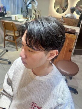 キャンバス バイ ネオリーブ 横浜西口(Canvas by neo.) メンズパーマ フェザーパーマ フェザーショート 横浜