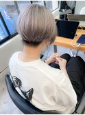 ハンサムショート.刈り上げショート.グレーカラー　mizuno