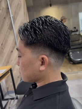 ビカムメンズヘアー 栄店(become men's hair) フェード/短髪カット