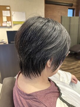 ヘアアンドスパ ベル(Belle) ショートボブ・50代・清潔感・グレイヘア・白髪ぼかし