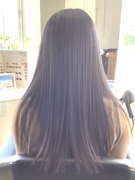 コア フィール ア デイ(COIFFURE A DAY) 【M3D見附今町】サラサラ艶々！！