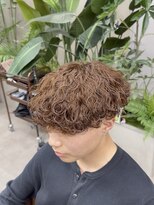 スキルメイト 天神(SKILL MATE)&nbsp;メンズマッシュメンズヘア波巻きパーマブラウンカラー