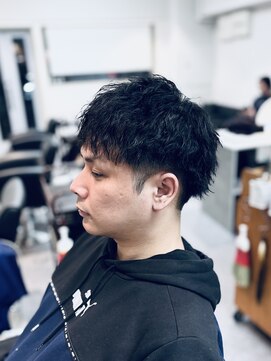 マジック 関目店(magic) 黒髪ショートツイスパ