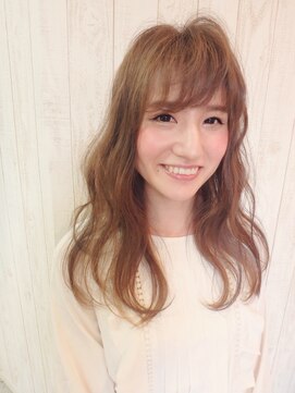 ヘアールーム プリズム(Hair room Prism) ふんわりゆるウェーブ