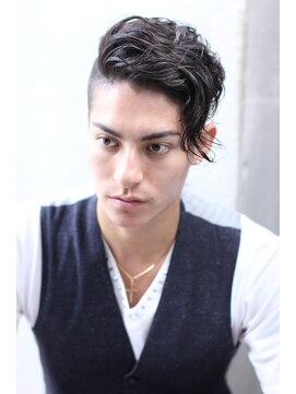 ガランテ(Galante) 南米系無造作サイドグラデーションツーブロックネープレス