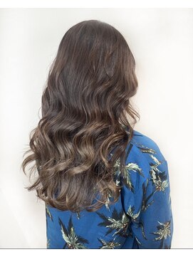 カルゥグラッシー(KALOU glassi) ブリーチなし・艶髪アッシュ透明感グレージュ