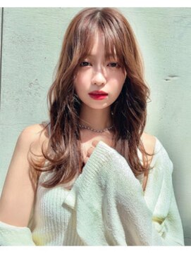 ウル(ulu) 名東区　レイヤースタイル　韓国　透明感