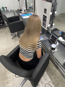 キング 高槻(K!ng) 高槻髪質改善