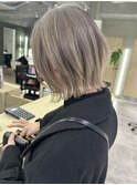 レイヤーボブ　ボブ アッシュ　くびれヘア　レイヤーカット