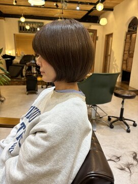 チリンバイロストシティー(Chillin by LOSTCITY) サイドバング×ボブスタイル