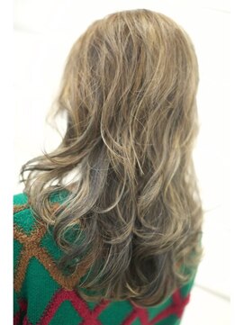 ニューライン 豪徳寺 山下(New-Line) 《New-Line 代表YUTAKA》ブリーチハイライトローライト